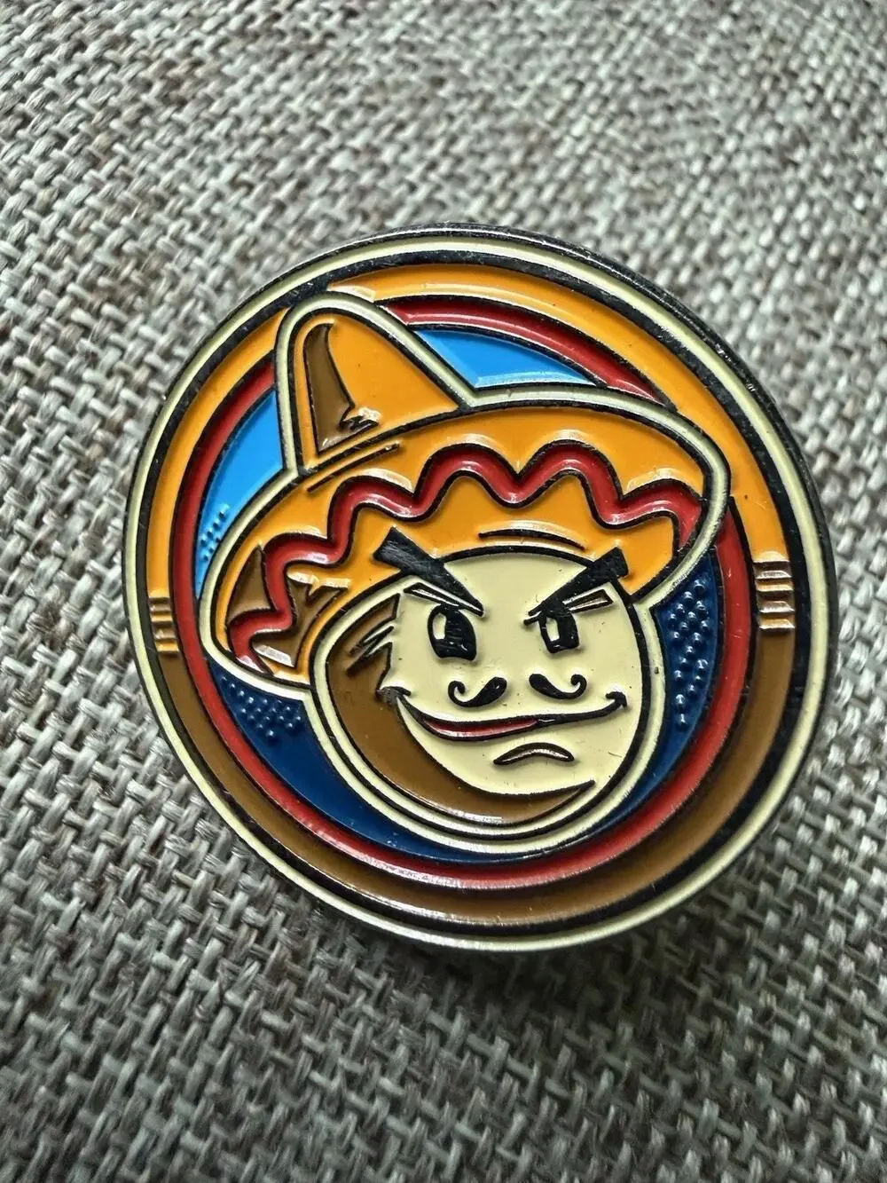 Vintage Mexican Pin South Of The Border Mexico Fiesta Colorful